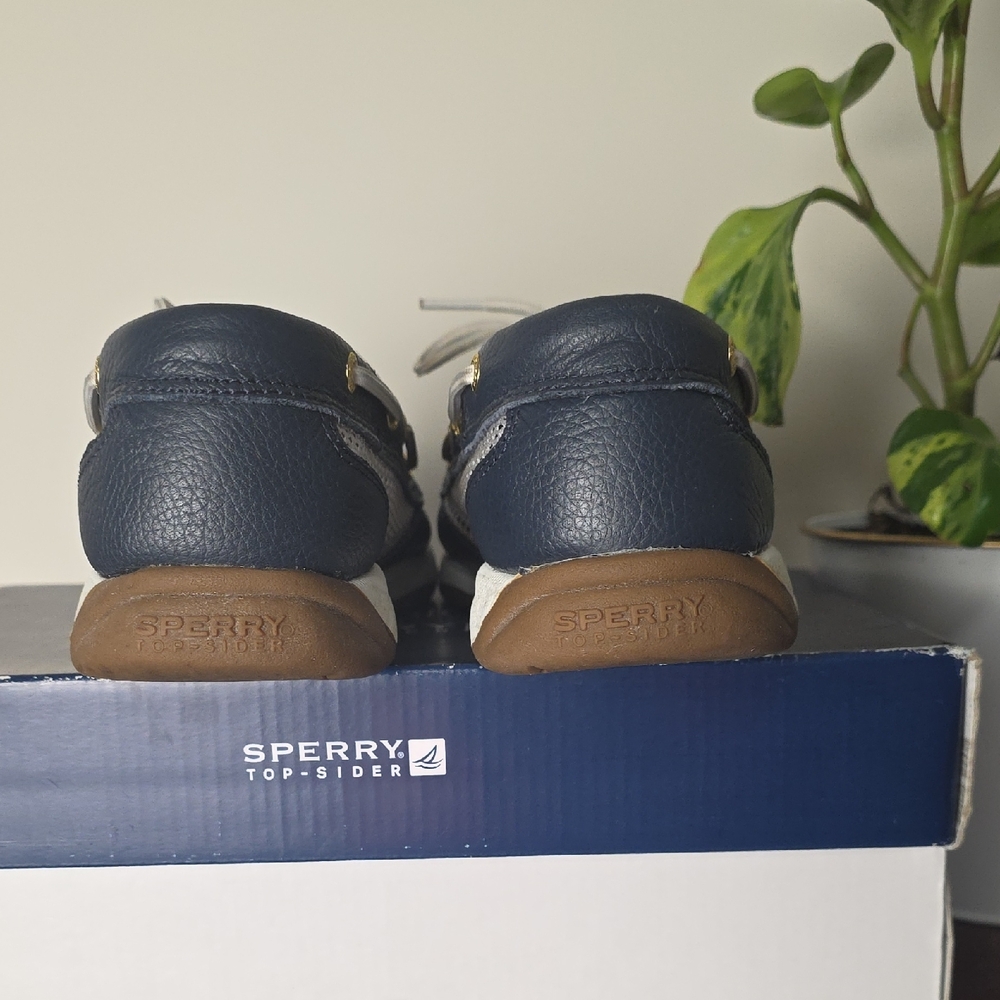 Sperry Women's Navy and White Boat Shoes - Picture 5 of 7